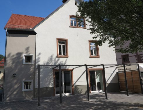 Umbau und Sanierung Dorfgemeinschaftshaus - Vorplatz