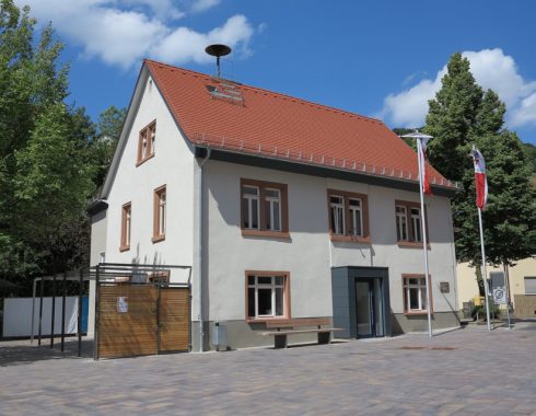 Umbau und Sanierung Dorfgemeinschaftshaus - Eingang