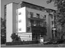 B&uuml;robau